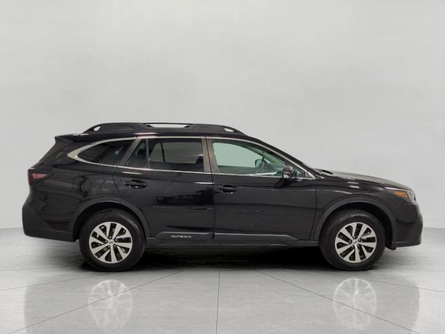 2022 Subaru Outback Vehicle Photo in Green Bay, WI 54304