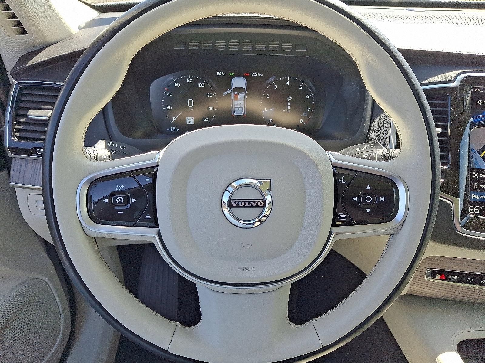 2022 Volvo XC90 Vehicle Photo in Trevose, PA 19053