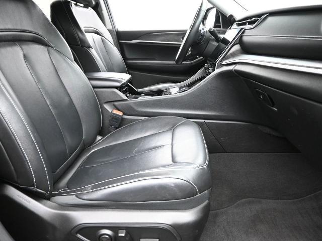 2021 Jeep Grand Cherokee L Vehicle Photo in Cedar Rapids, IA 52402