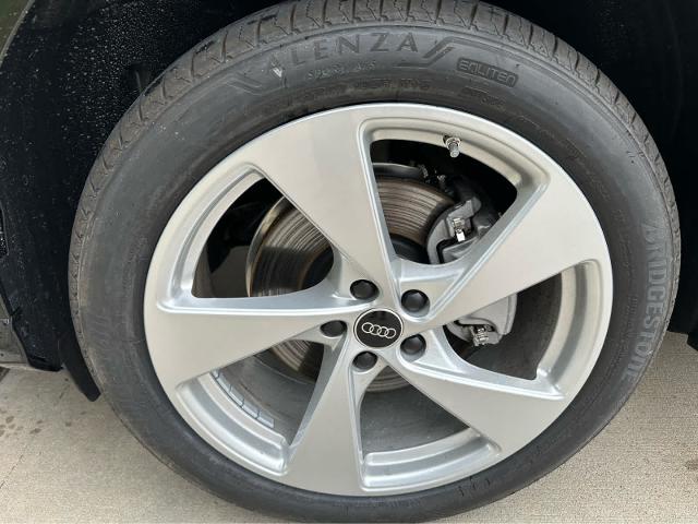 2025 Audi Q5 Vehicle Photo in HOUSTON, TX 77090