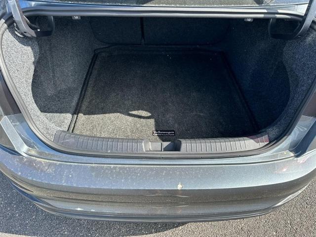 2023 Volkswagen Jetta Vehicle Photo in COLUMBIA, MO 65203-3903