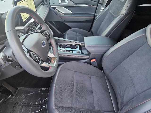 2025 Ford Explorer Vehicle Photo in FORT WORTH, TX 76132
