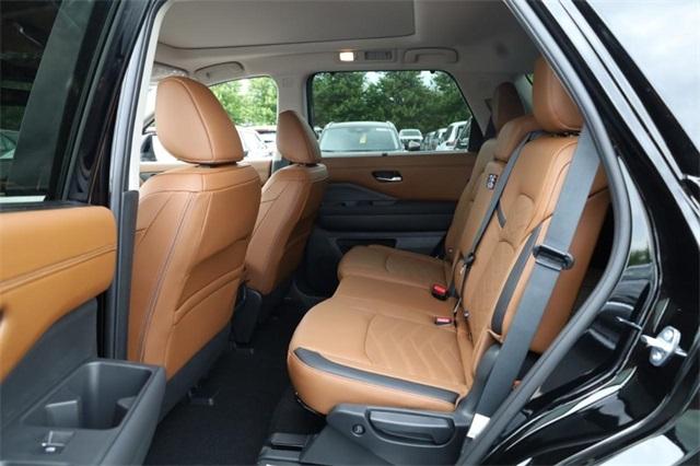 2025 Nissan Pathfinder Vehicle Photo in Hazelwood, MO 63042
