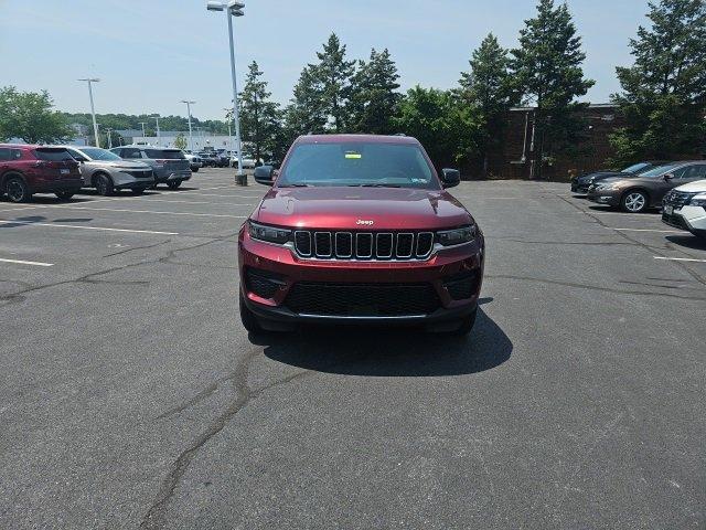 Used 2024 Jeep Grand Cherokee Laredo with VIN 1C4RJHAG8RC242108 for sale in Harrisburg, PA