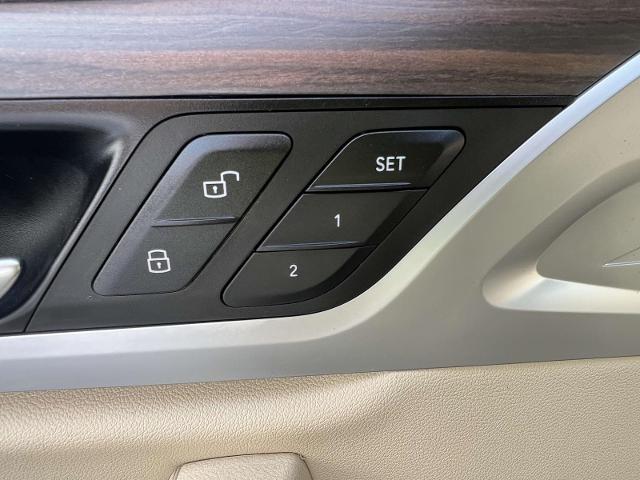 2021 BMW X4 M40i Vehicle Photo in Roslyn, NY 11576