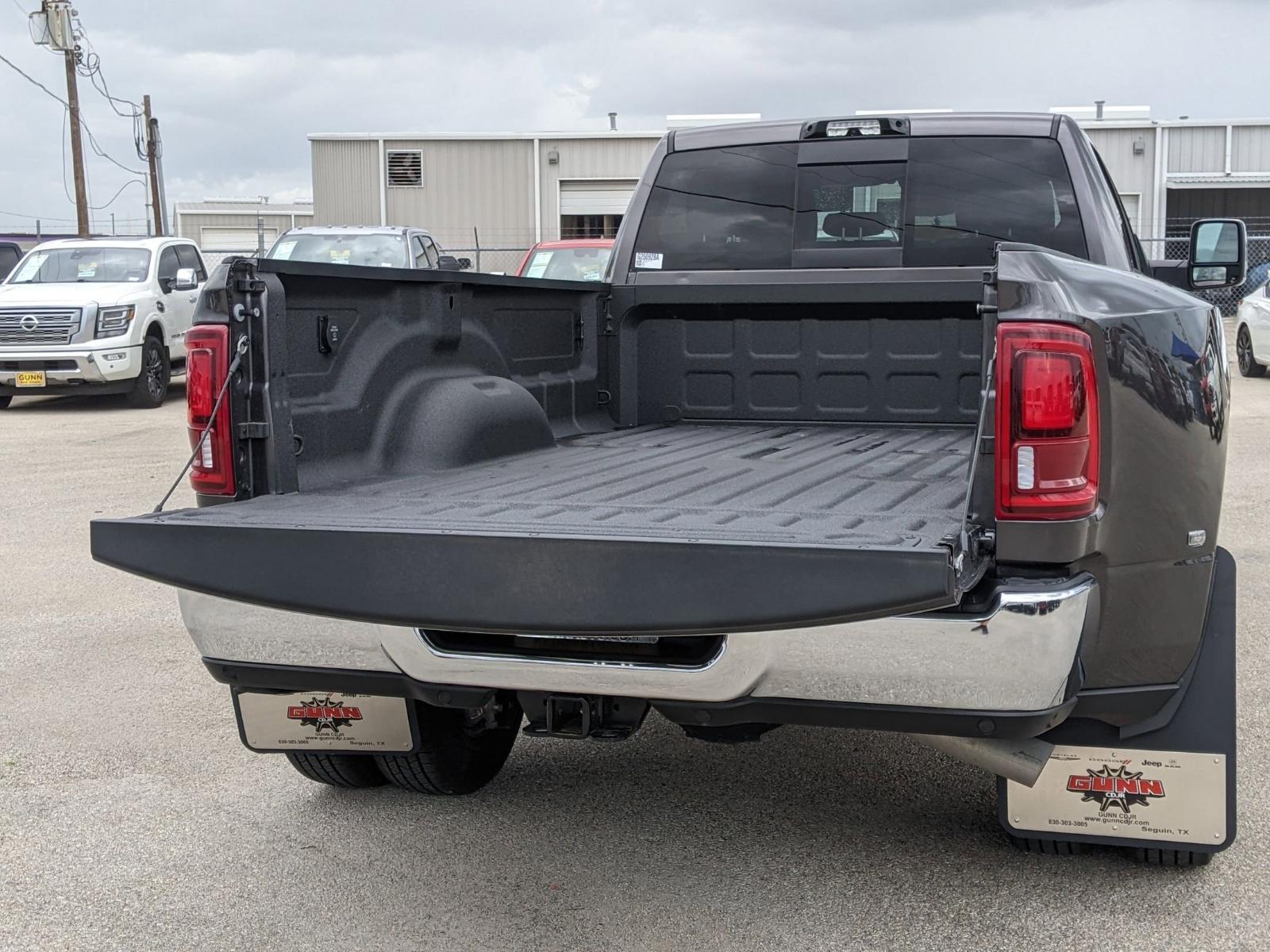 2025 Ram 3500 Vehicle Photo in Seguin, TX 78155