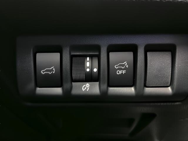 2025 Subaru Outback Vehicle Photo in Green Bay, WI 54304