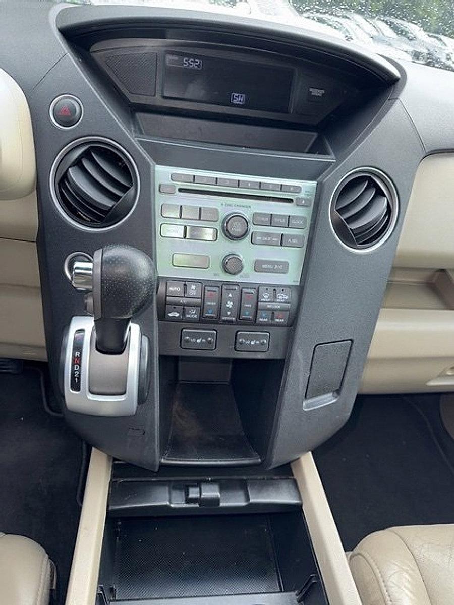 2011 Honda Pilot Vehicle Photo in Harrisburg, PA 17111