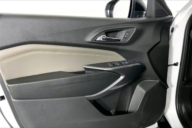 2025 Chevrolet Trax Vehicle Photo in Lees Summit, MO 64086