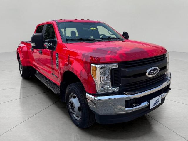 2017 Ford Super Duty F-350 DRW Vehicle Photo in Oshkosh, WI 54901