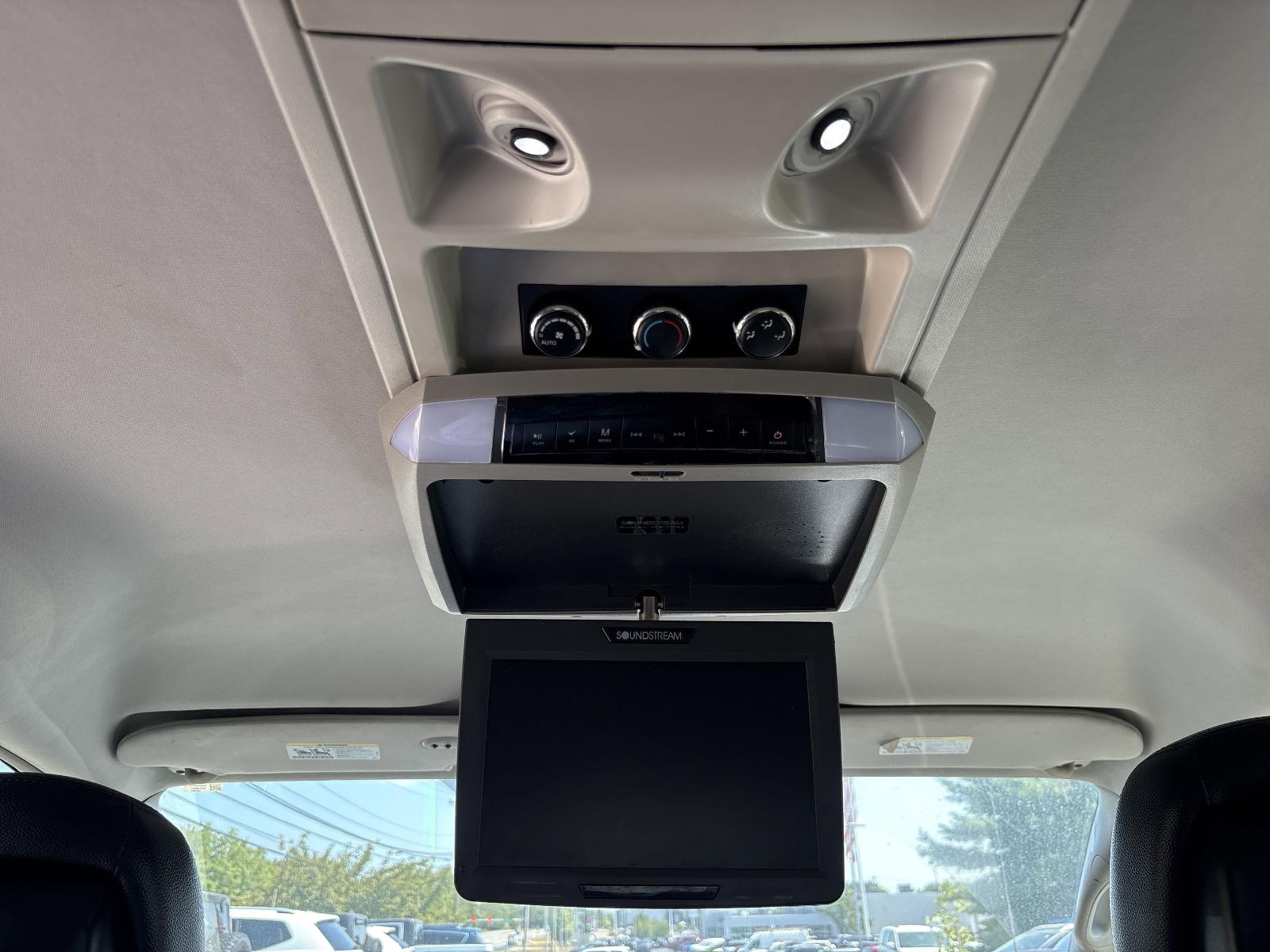2016 Chrysler Town & Country Vehicle Photo in Mechanicsburg, PA 17050-1707