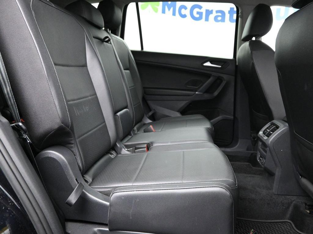 2020 Volkswagen Tiguan Vehicle Photo in Marion, IA 52302