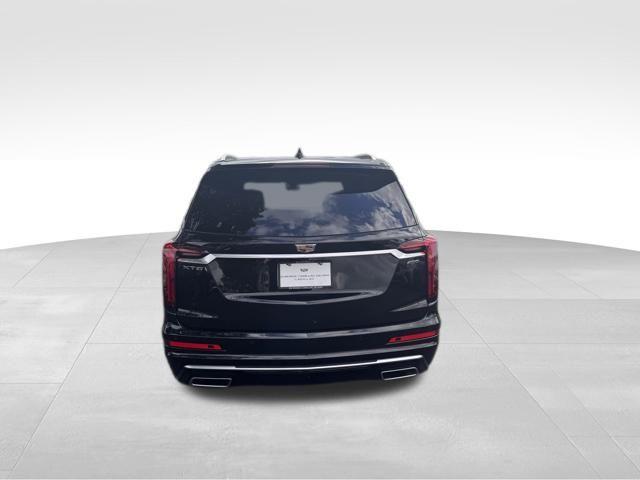 2025 Cadillac XT6 Vehicle Photo in DELRAY BEACH, FL 33483-3294