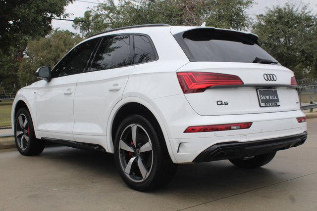 2024 Audi Q5 Vehicle Photo in HOUSTON, TX 77090