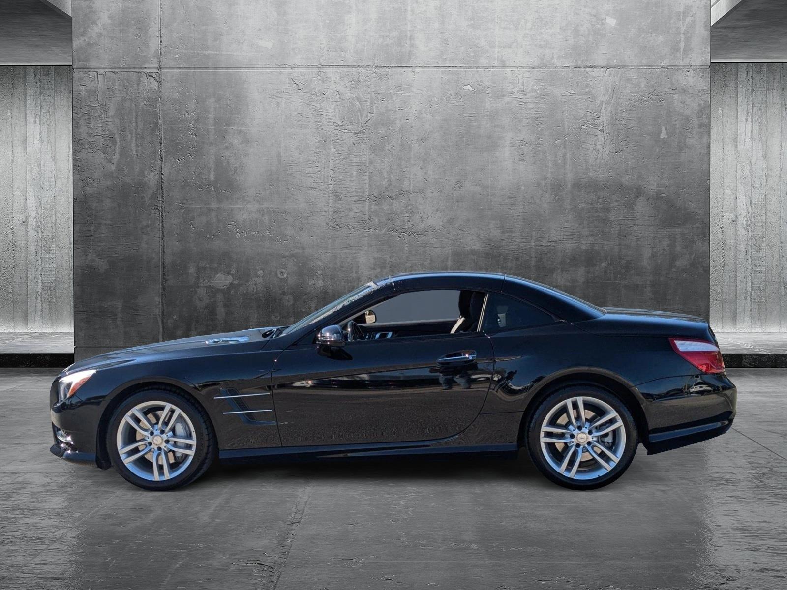 2016 Mercedes-Benz SL Vehicle Photo in Delray Beach, FL 33444