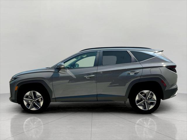 2025 Hyundai TUCSON Vehicle Photo in Green Bay, WI 54304