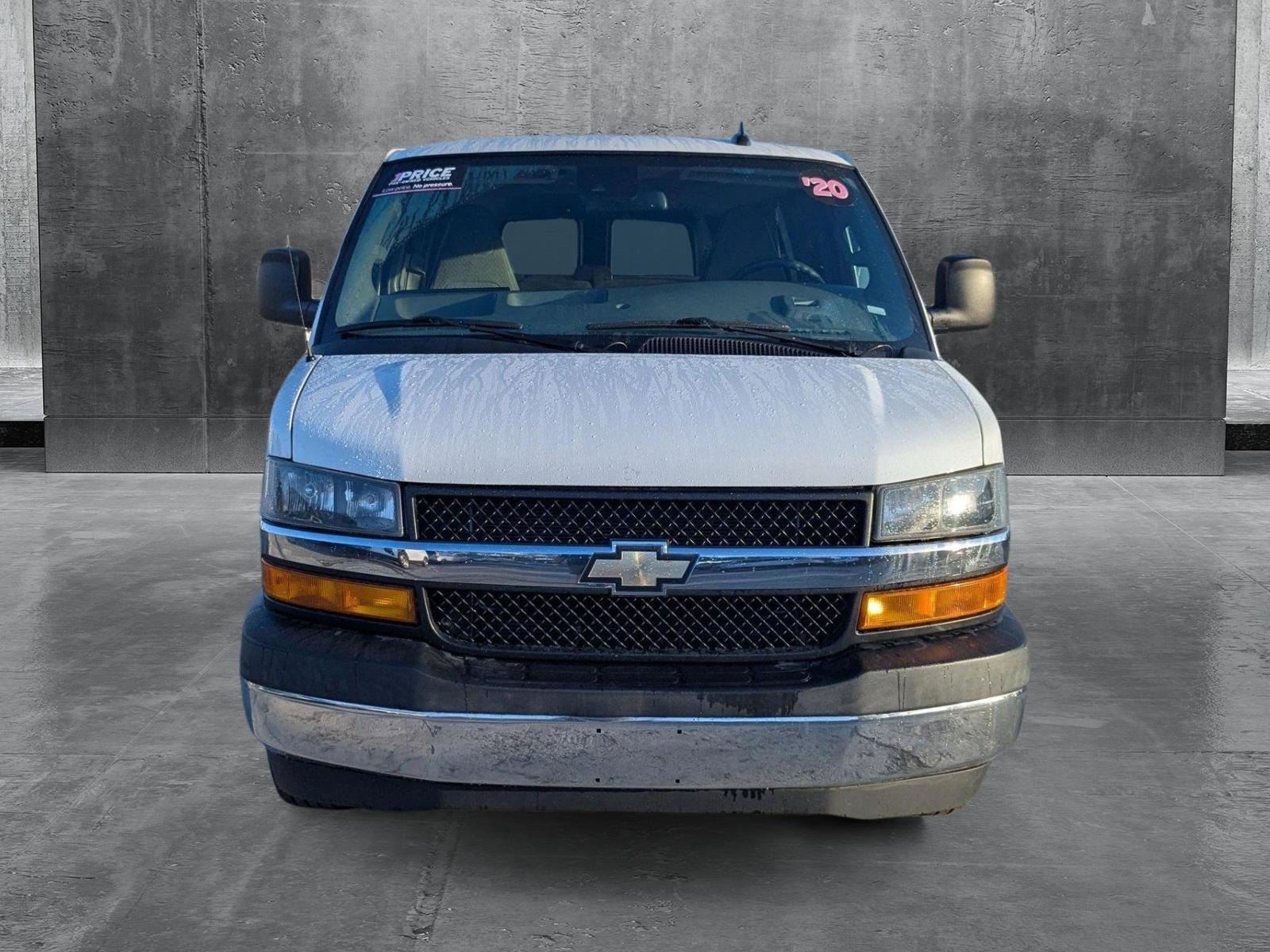 2020 Chevrolet Express Passenger 3500 Vehicle Photo in MIAMI, FL 33134-2699