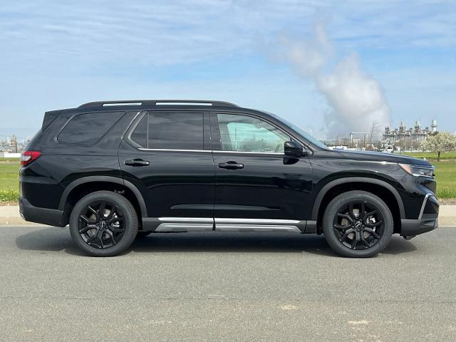 2025 Honda Pilot Vehicle Photo in PITTSBURG, CA 94565-7121