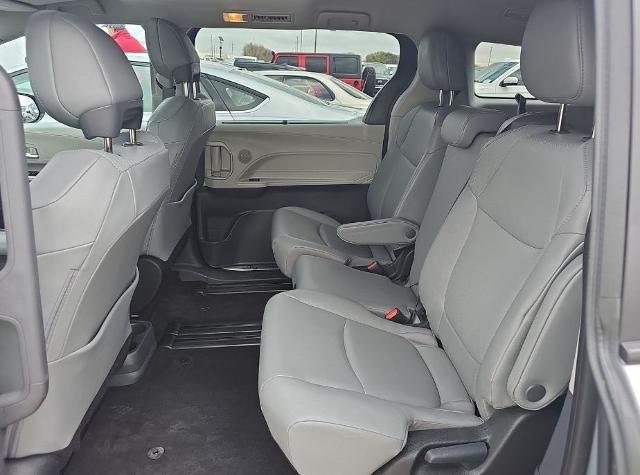 2024 Toyota Sienna Vehicle Photo in San Antonio, TX 78230