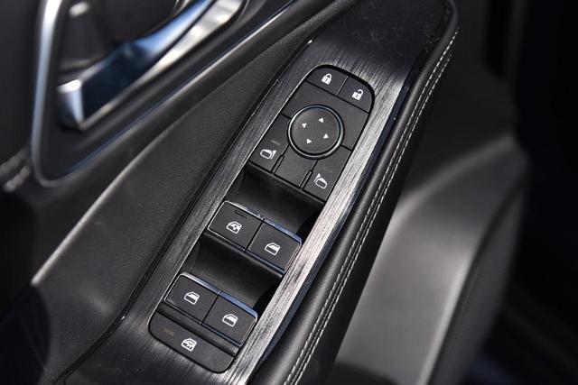 2025 Nissan Rogue Vehicle Photo in Ballwin, MO 63011