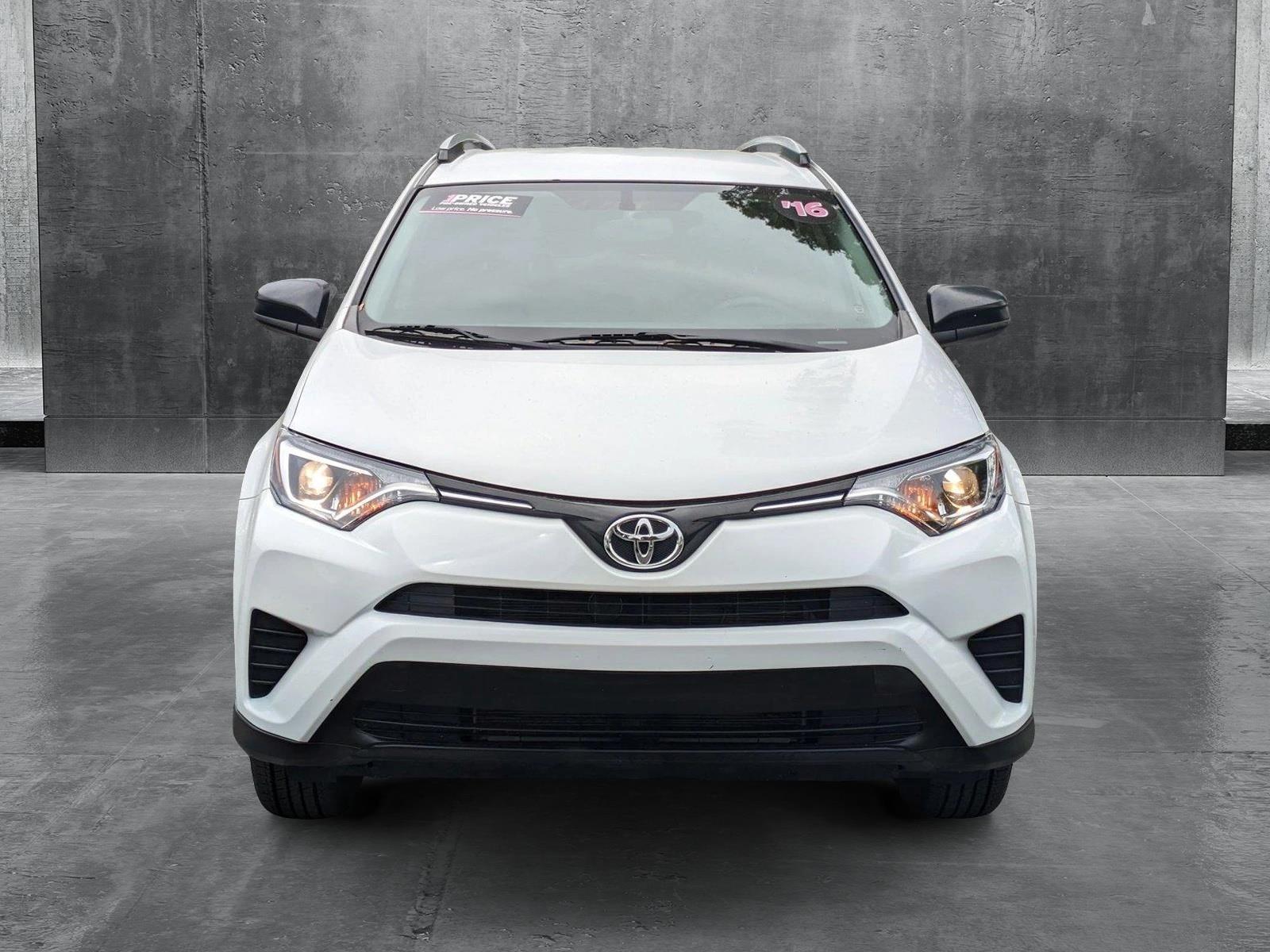 2016 Toyota RAV4 Vehicle Photo in GREENACRES, FL 33463-3207