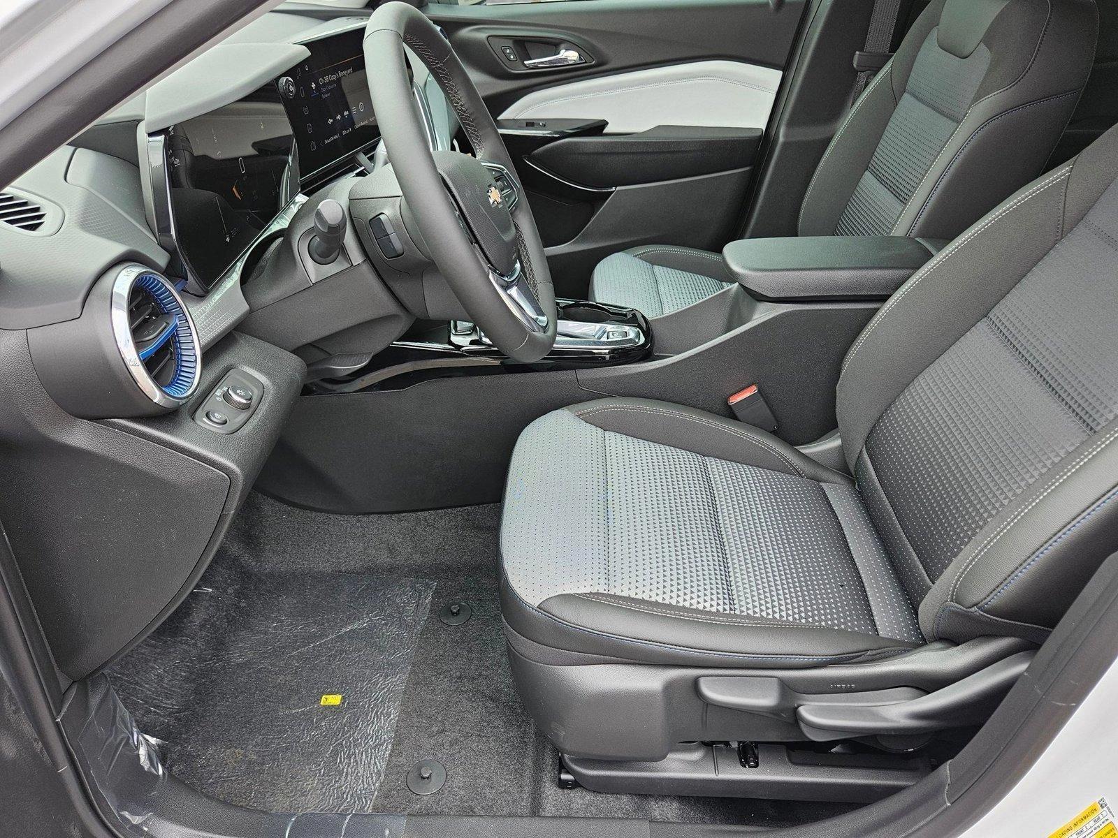 2025 Chevrolet Trax Vehicle Photo in PEORIA, AZ 85382-3715