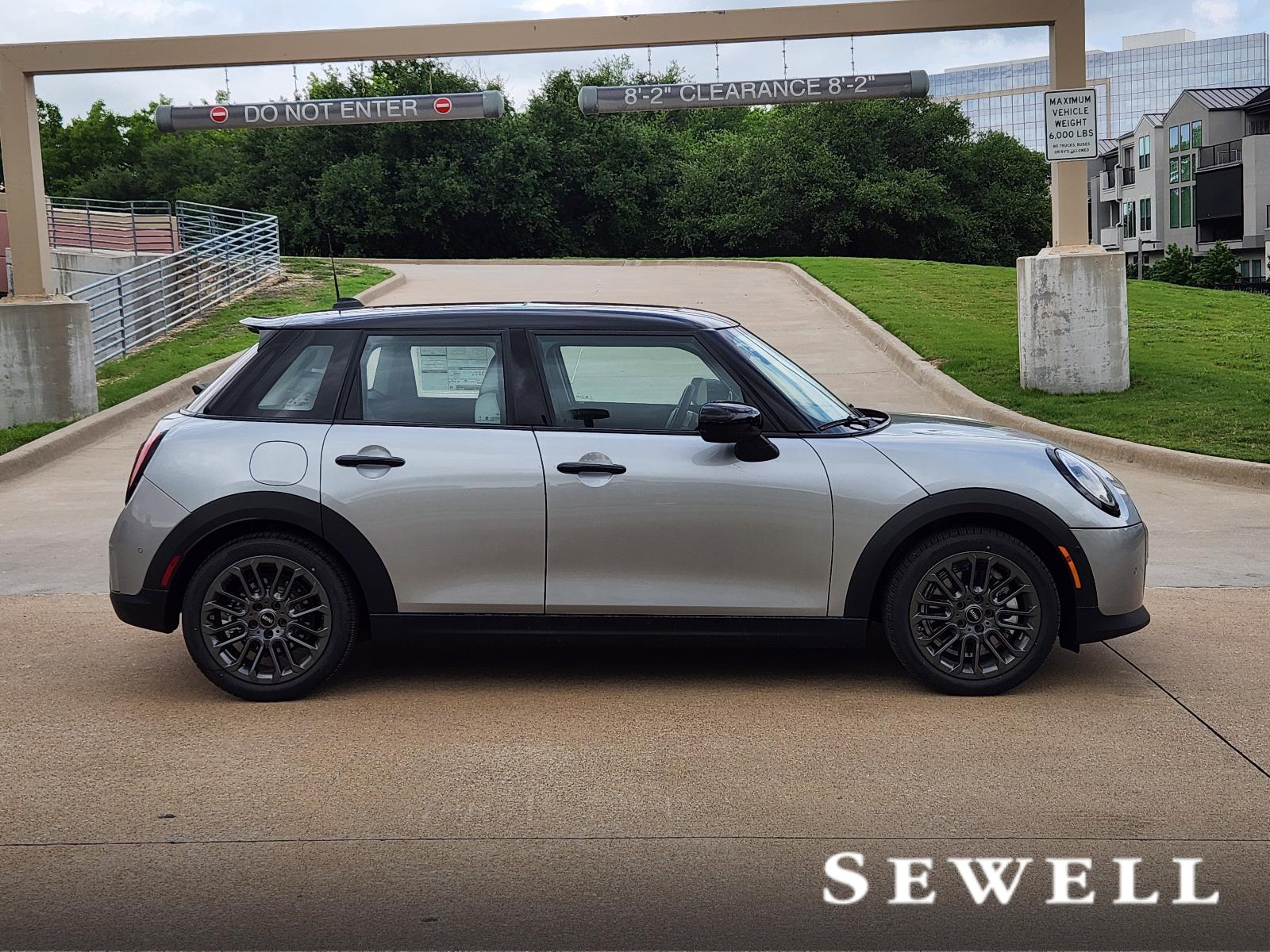 2025 MINI Cooper S Hardtop 4 Door Vehicle Photo in PLANO, TX 75024
