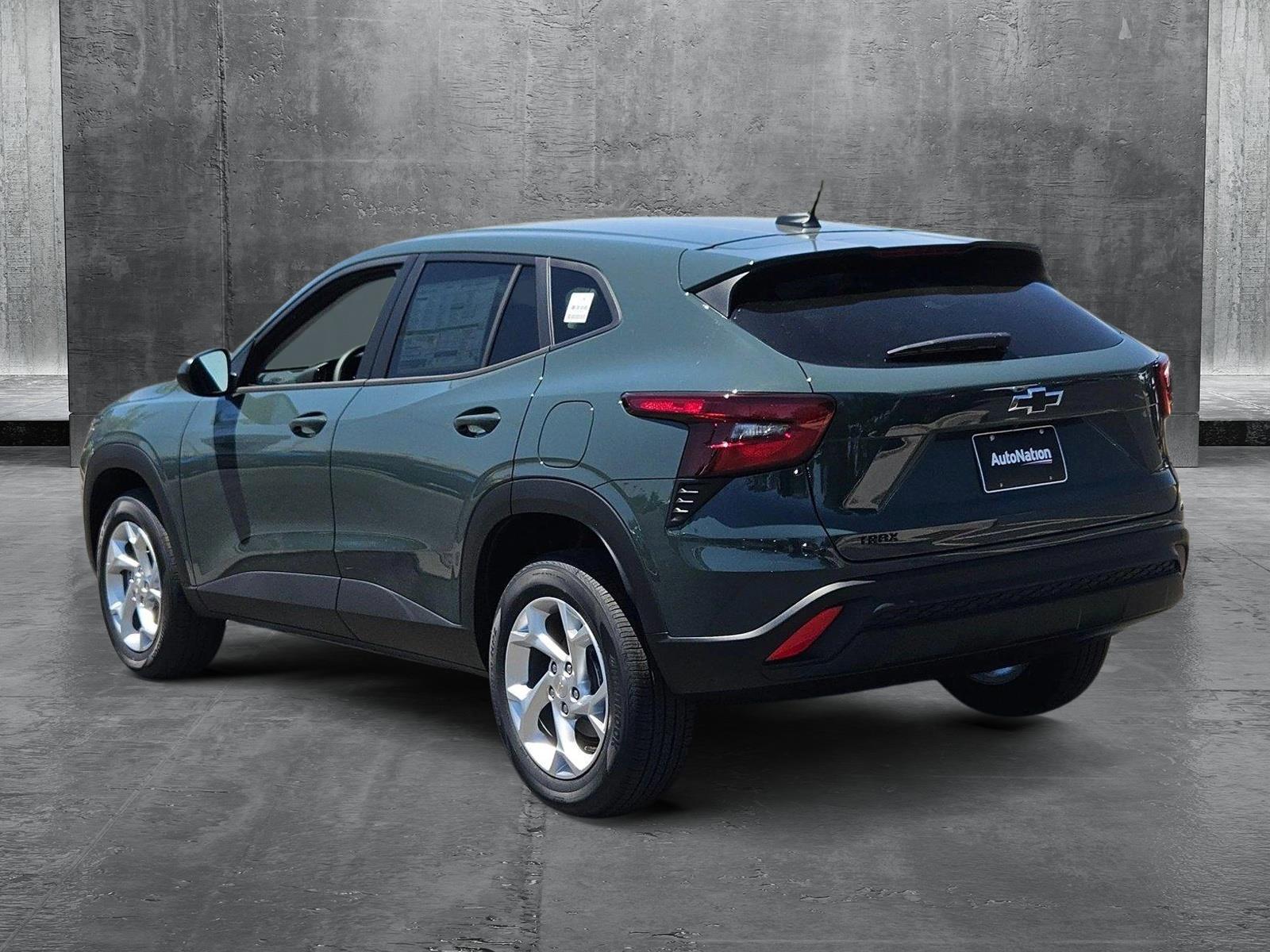 2025 Chevrolet Trax Vehicle Photo in GILBERT, AZ 85297-0446