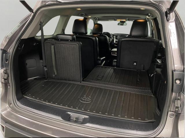 2017 Toyota Highlander Vehicle Photo in Appleton, WI 54913