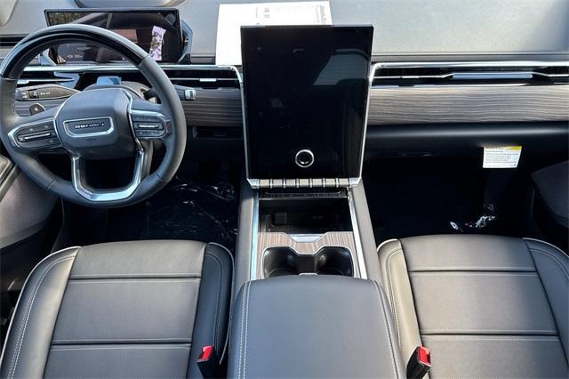 2025 GMC Sierra EV Vehicle Photo in ELK GROVE, CA 95757-8703