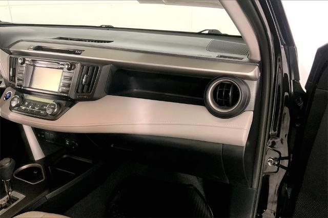 2017 Toyota RAV4 Vehicle Photo in Lees Summit, MO 64086