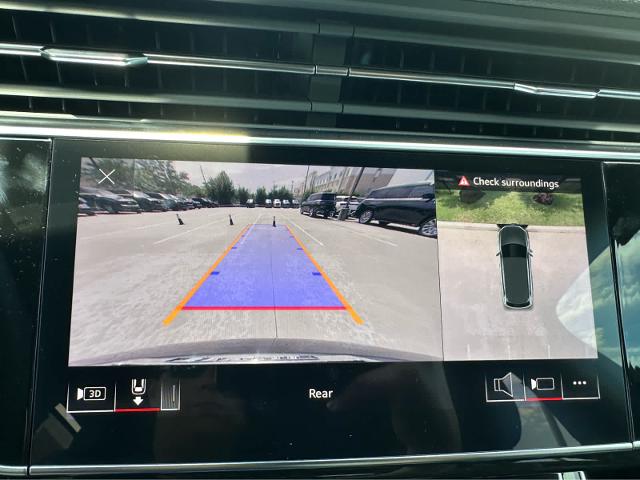 2025 Audi Q7 Vehicle Photo in HOUSTON, TX 77090
