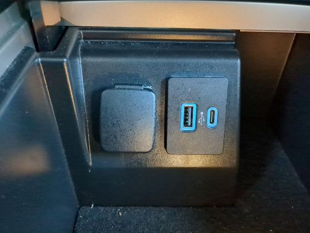 2023 Ford Explorer Vehicle Photo in Brunswick, GA 31525