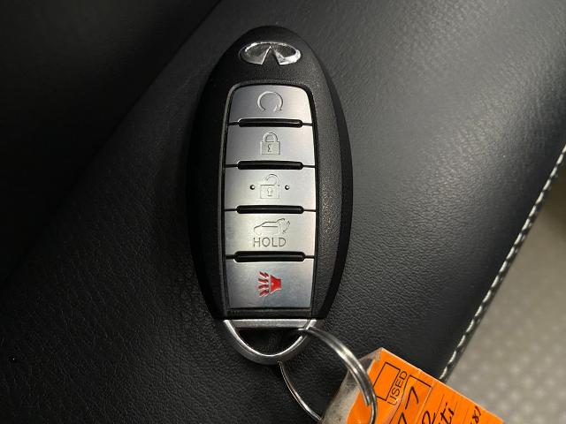2022 INFINITI QX80 Vehicle Photo in Appleton, WI 54913