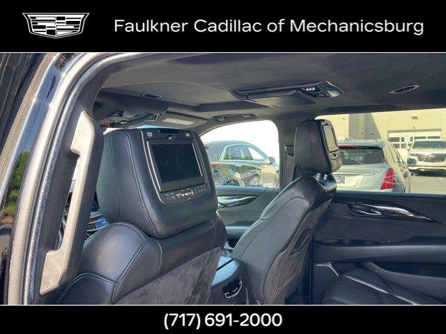 2017 Cadillac Escalade ESV Vehicle Photo in MECHANICSBURG, PA 17050-1707