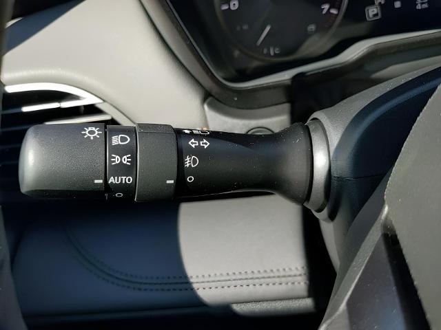 2025 Subaru Outback Vehicle Photo in Green Bay, WI 54304