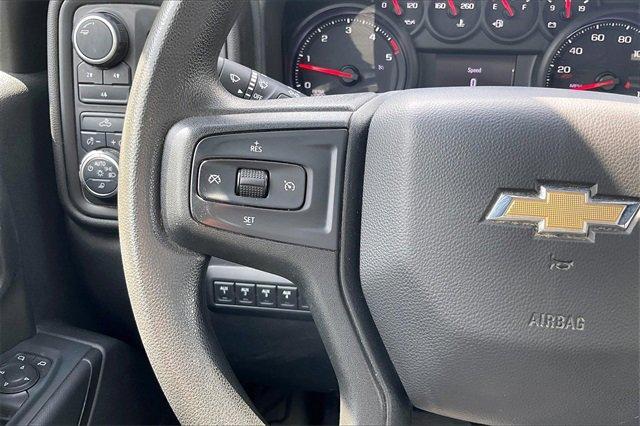 2023 Chevrolet Silverado 3500 HD Chassis Cab Vehicle Photo in INDEPENDENCE, MO 64055-1314