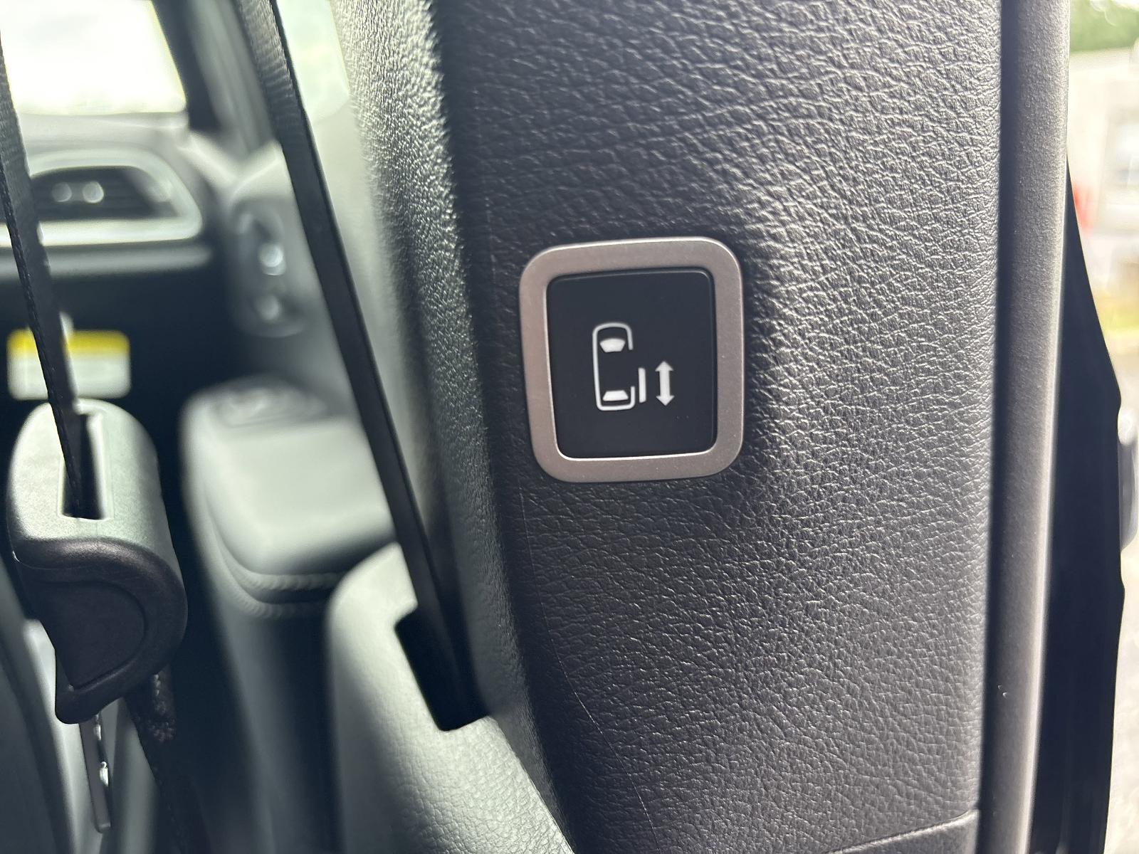 2025 Chrysler Pacifica Vehicle Photo in Mechanicsburg, PA 17050-1707