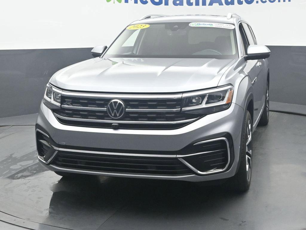2023 Volkswagen Atlas Vehicle Photo in Marion, IA 52302