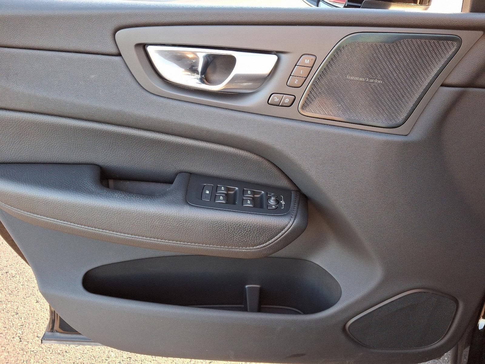 2022 Volvo XC60 Vehicle Photo in Trevose, PA 19053