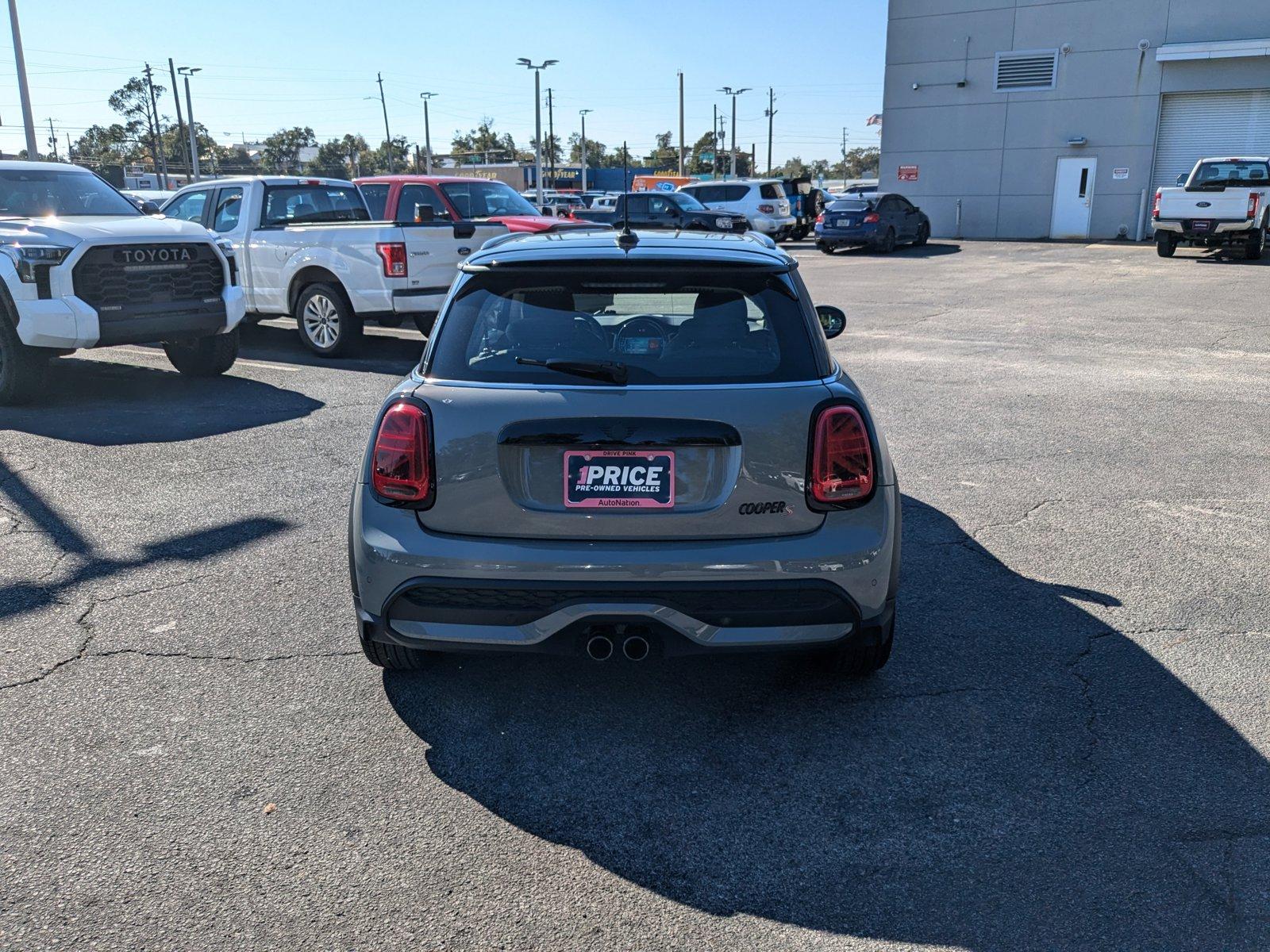 2023 MINI Cooper S Hardtop 2 Door Vehicle Photo in Panama City, FL 32401