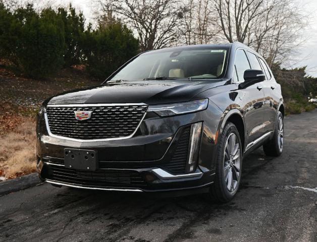 2025 Cadillac XT6 Vehicle Photo in NORWOOD, MA 02062-5222