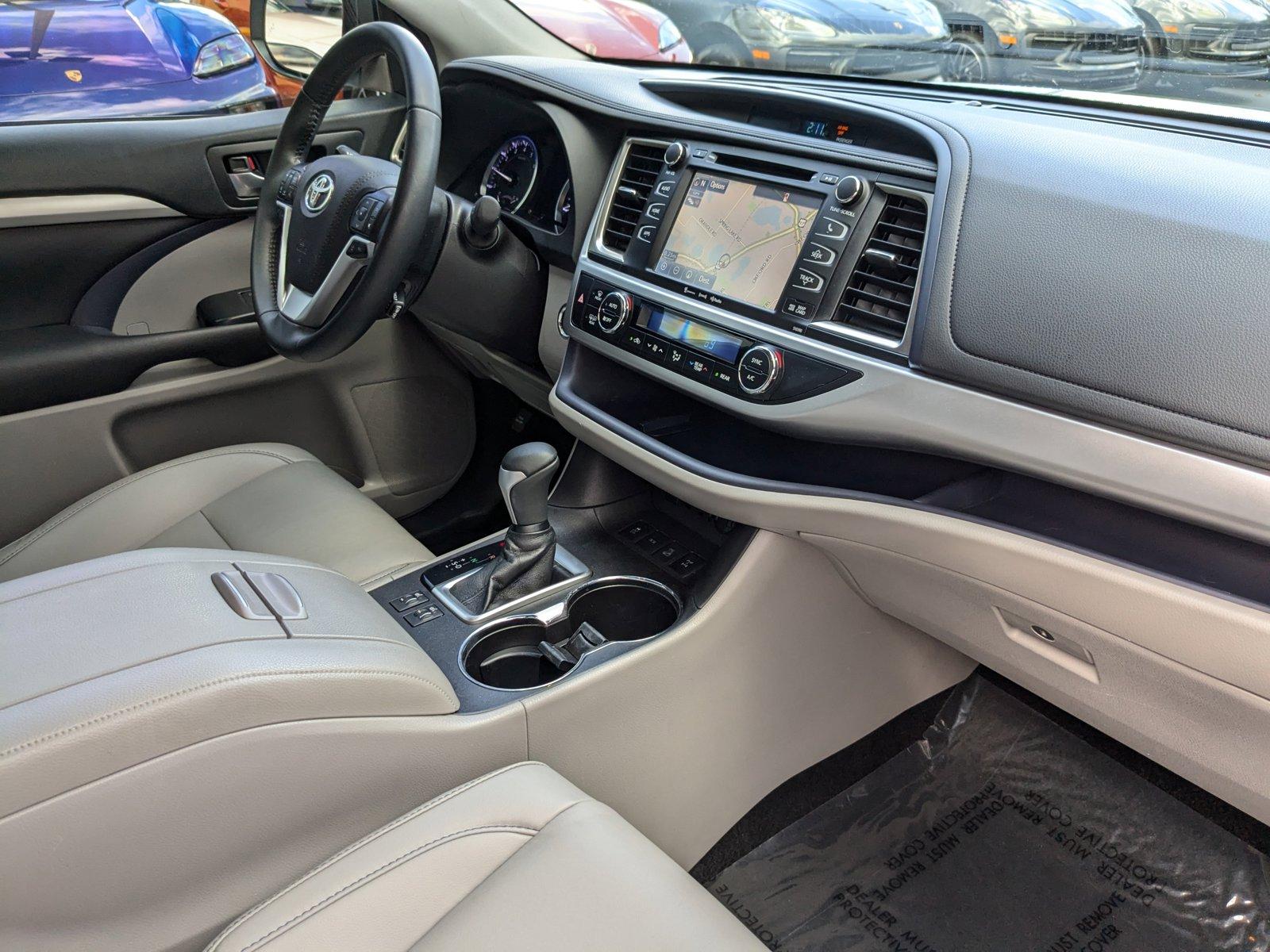 2019 Toyota Highlander Vehicle Photo in Maitland, FL 32751