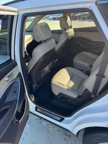 2017 Hyundai SANTA FE Vehicle Photo in Peoria, IL 61615