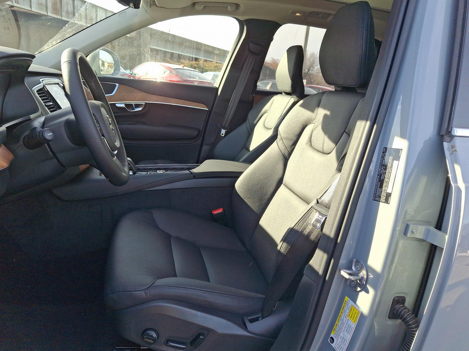 2025 Volvo XC90 Vehicle Photo in Trevose, PA 19053
