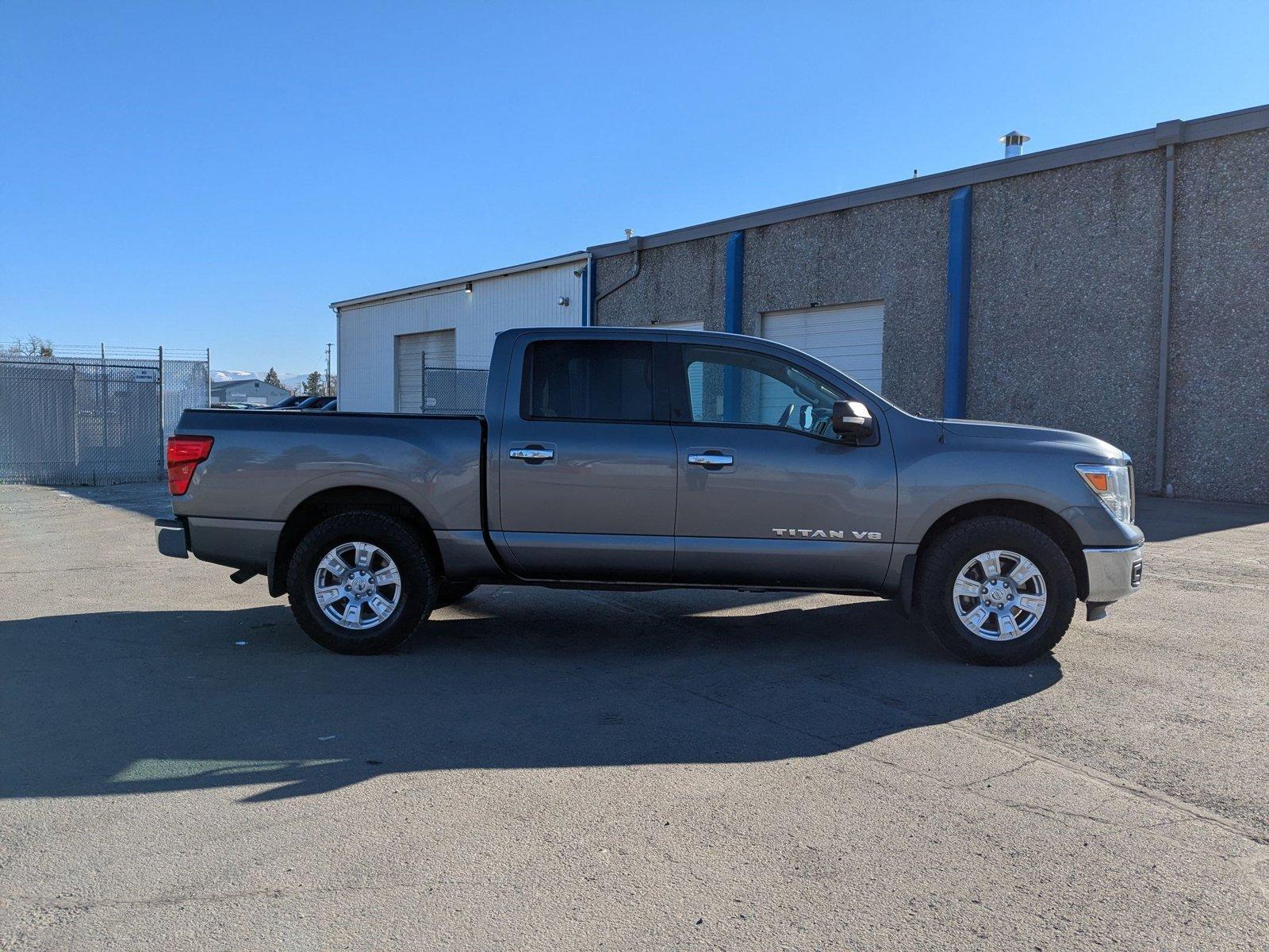 2018 Nissan Titan Vehicle Photo in Spokane Valley, WA 99212