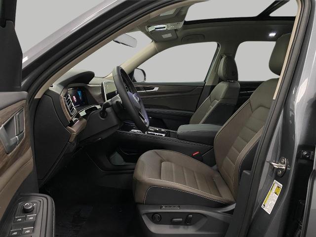 2025 Volkswagen Atlas Vehicle Photo in Appleton, WI 54913