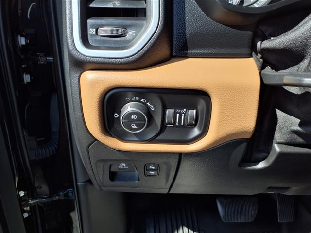 2019 Ram 1500 Vehicle Photo in TARENTUM, PA 15084-1435