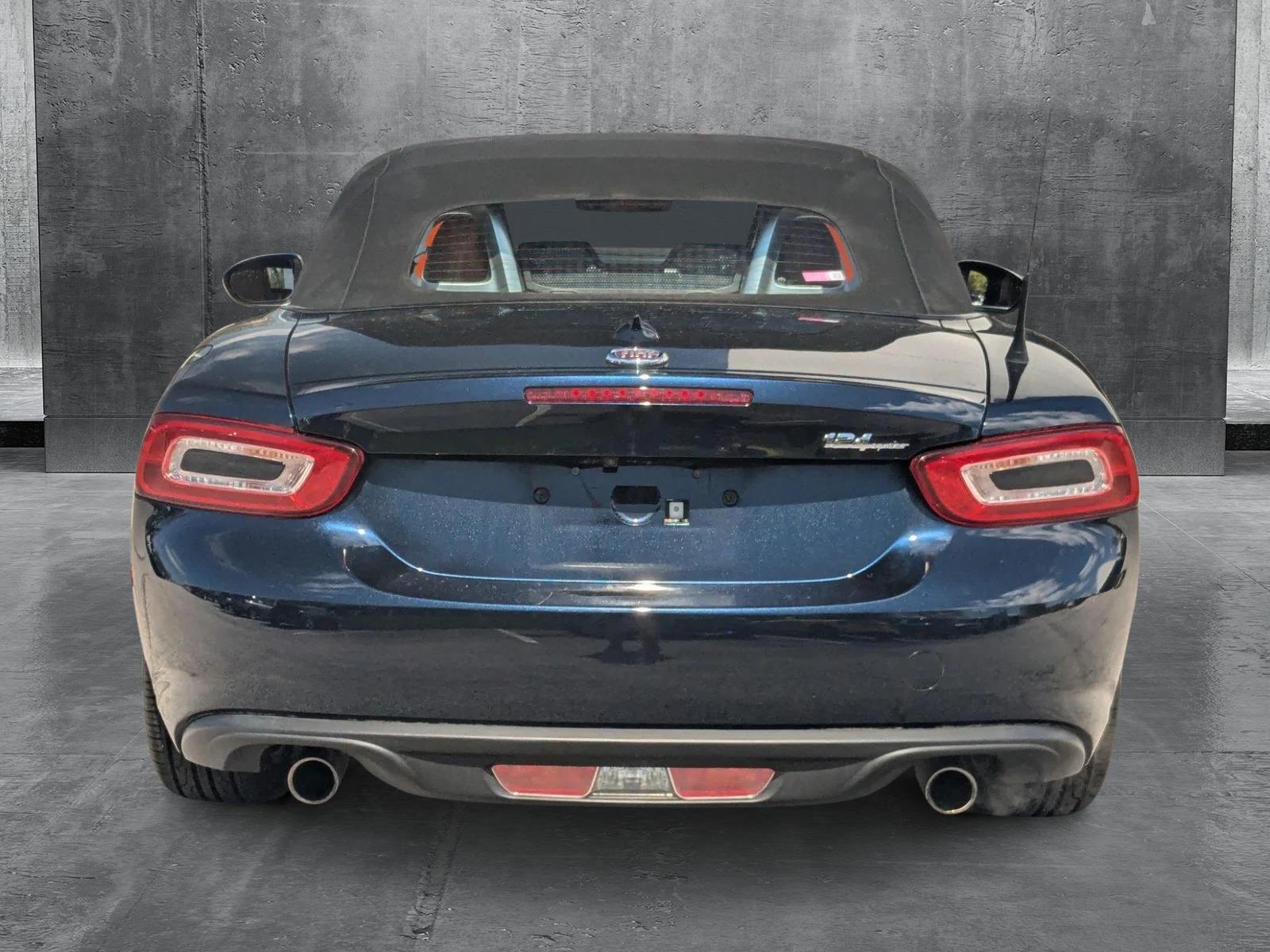2019 FIAT 124 Spider Vehicle Photo in Towson, MD 21204