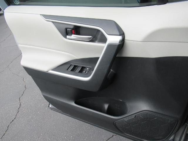 2021 Toyota RAV4 Vehicle Photo in LEESBURG, FL 34788-4022